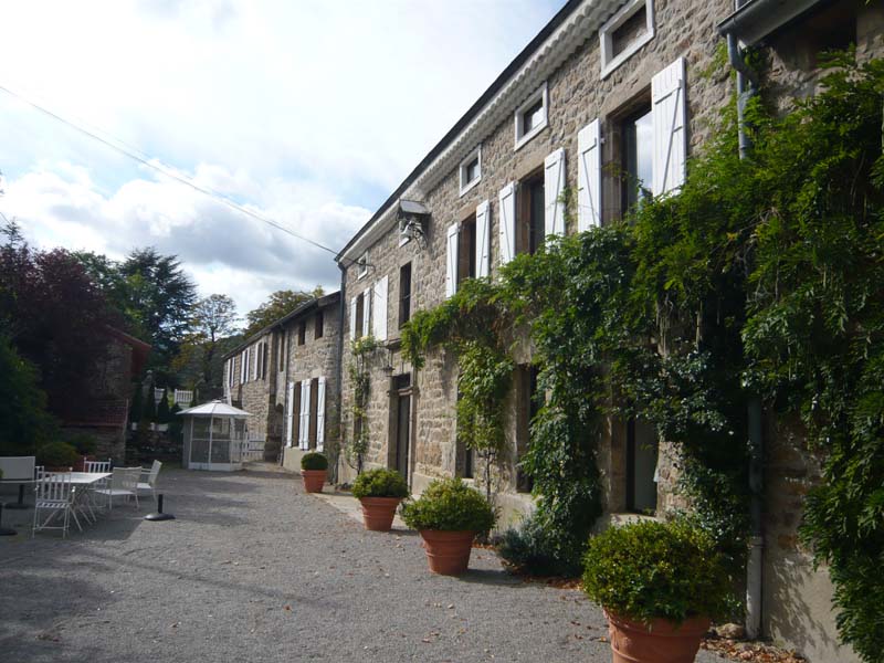 Château de Pralong_07290 SATILLIEU_8
